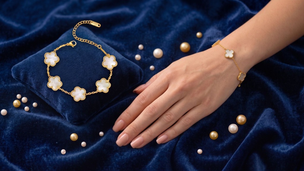 WOOWGIFTS Bangle Collection